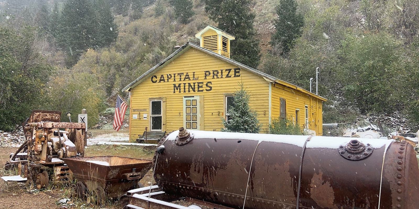 Image of the Capital Prize Mines in Georgetown, Colorado during winter